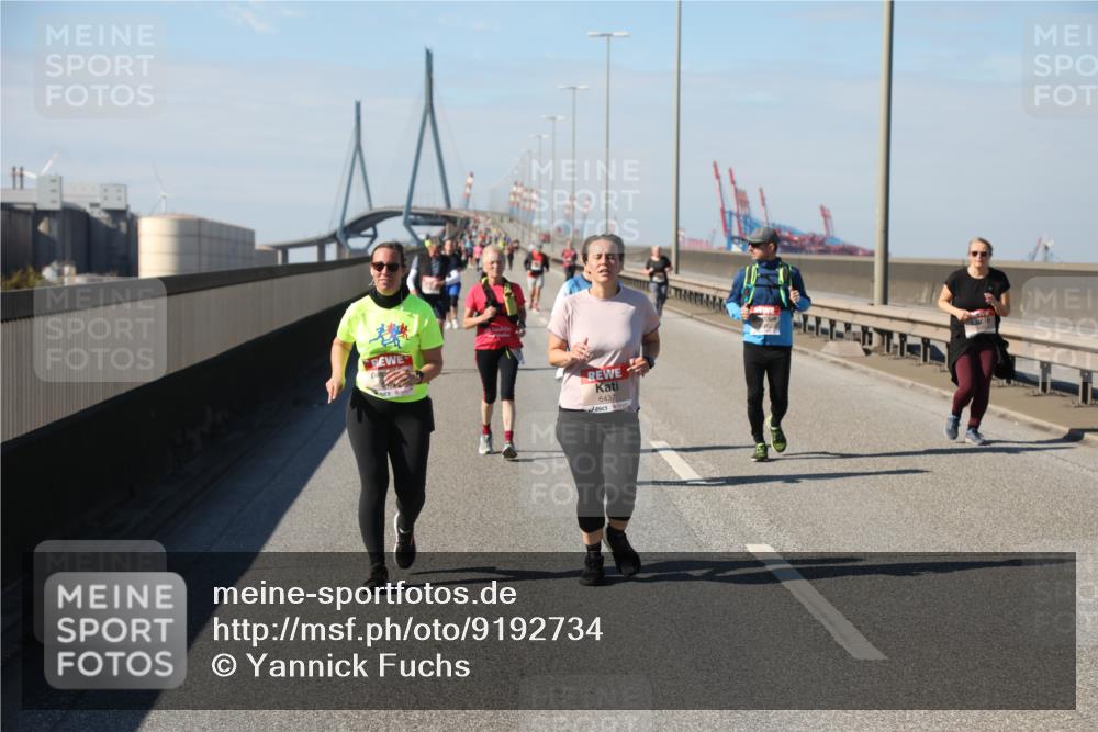 03.10.2025 - Köhlbrandbrückenlauf Yannick Fuchs http://msf.ph/oto/9192734 03.10.2025 12:14:35 Position 3 6437 meine-sportfotos.de