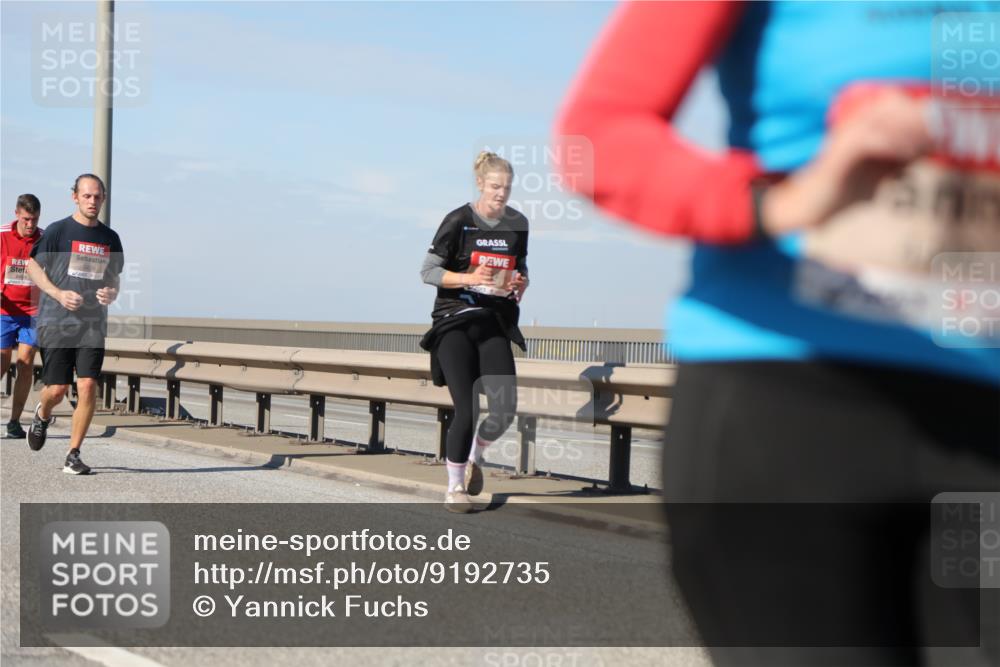03.10.2025 - Köhlbrandbrückenlauf Yannick Fuchs http://msf.ph/oto/9192735 03.10.2025 11:54:10 Position 3 6454 meine-sportfotos.de