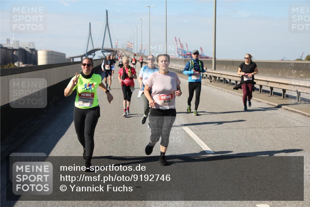 03.10.2025 - Köhlbrandbrückenlauf Yannick Fuchs http://msf.ph/oto/9192746 03.10.2025 12:14:37 Position 3 5484, 6437 meine-sportfotos.de