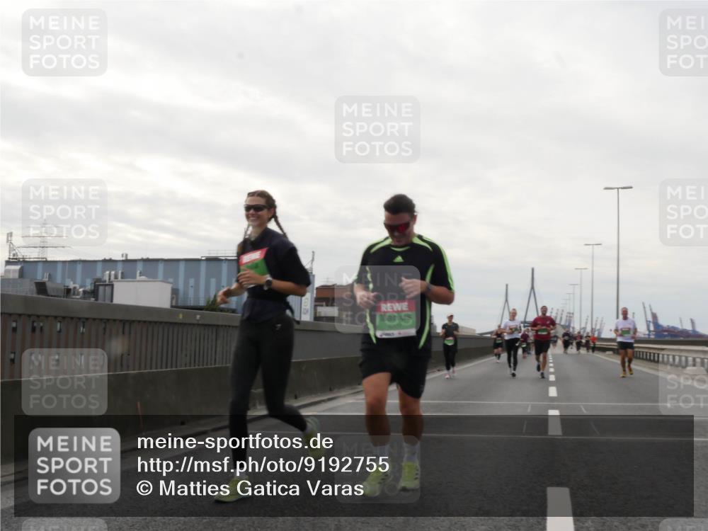 03.10.2025 - Köhlbrandbrückenlauf Matties Gatica Varas http://msf.ph/oto/9192755 03.10.2025 16:11:43 Position 3  meine-sportfotos.de