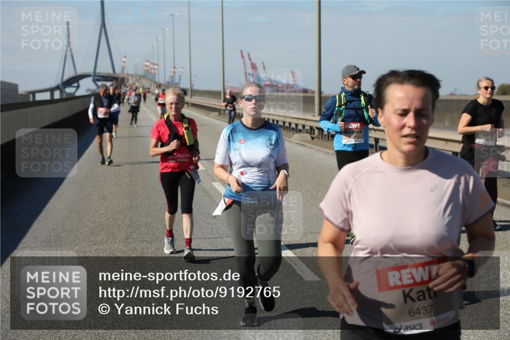 03.10.2025 - Köhlbrandbrückenlauf Yannick Fuchs http://msf.ph/oto/9192765 03.10.2025 12:14:38 Position 3 6437 meine-sportfotos.de