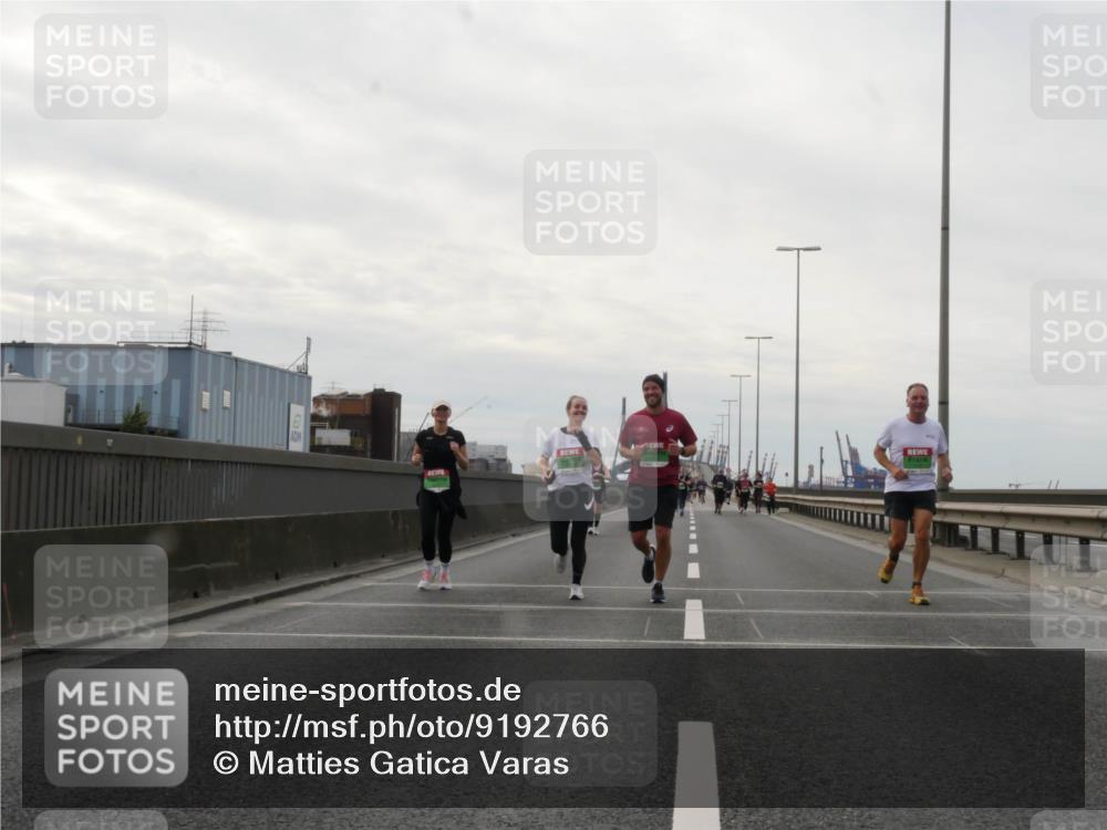 03.10.2025 - Köhlbrandbrückenlauf Matties Gatica Varas http://msf.ph/oto/9192766 03.10.2025 16:11:47 Position 3  meine-sportfotos.de