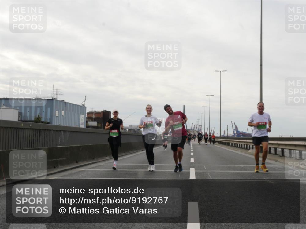03.10.2025 - Köhlbrandbrückenlauf Matties Gatica Varas http://msf.ph/oto/9192767 03.10.2025 16:11:48 Position 3  meine-sportfotos.de