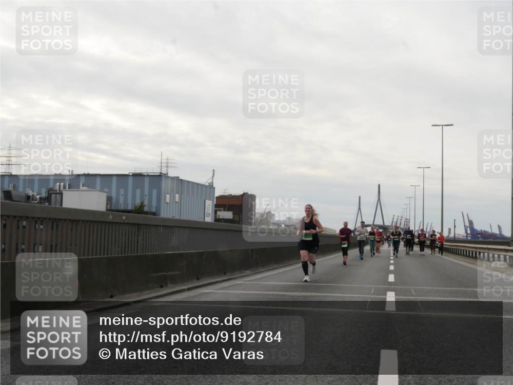 03.10.2025 - Köhlbrandbrückenlauf Matties Gatica Varas http://msf.ph/oto/9192784 03.10.2025 16:11:52 Position 3  meine-sportfotos.de