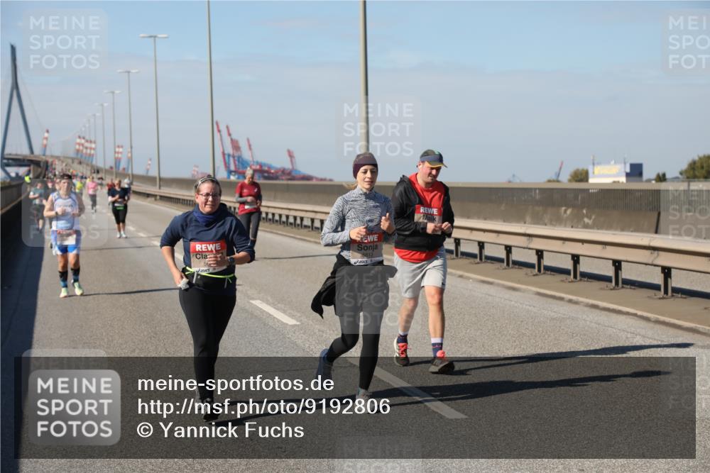 03.10.2025 - Köhlbrandbrückenlauf Yannick Fuchs http://msf.ph/oto/9192806 03.10.2025 12:14:54 Position 3 5613 meine-sportfotos.de