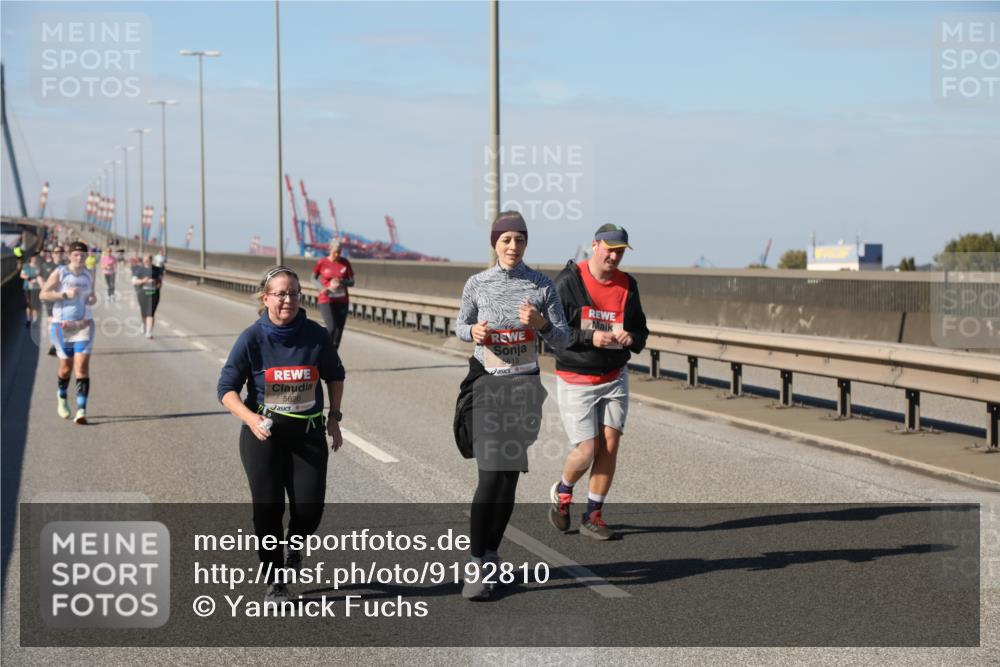 03.10.2025 - Köhlbrandbrückenlauf Yannick Fuchs http://msf.ph/oto/9192810 03.10.2025 12:14:54 Position 3 5620 meine-sportfotos.de