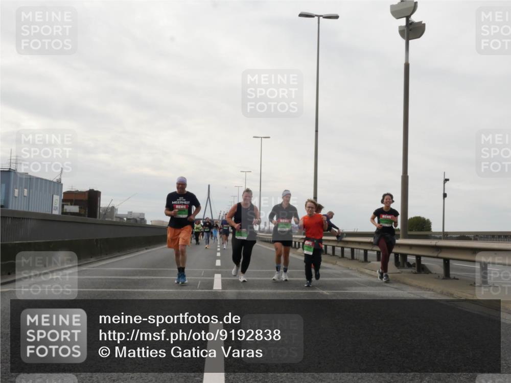 03.10.2025 - Köhlbrandbrückenlauf Matties Gatica Varas http://msf.ph/oto/9192838 03.10.2025 16:12:07 Position 3  meine-sportfotos.de