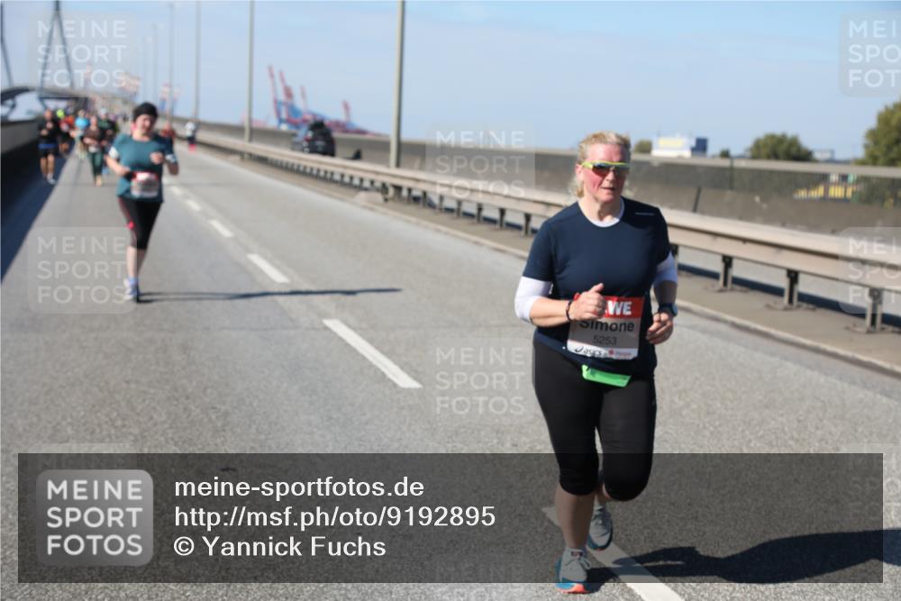 03.10.2025 - Köhlbrandbrückenlauf Yannick Fuchs http://msf.ph/oto/9192895 03.10.2025 12:15:08 Position 3 5253 meine-sportfotos.de
