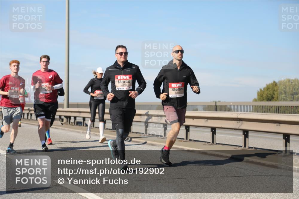 03.10.2025 - Köhlbrandbrückenlauf Yannick Fuchs http://msf.ph/oto/9192902 03.10.2025 11:54:31 Position 3 4533, 4202 meine-sportfotos.de