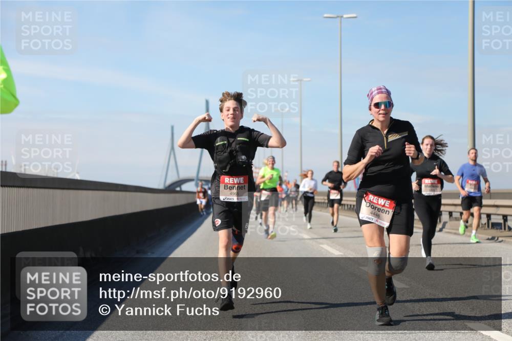 03.10.2025 - Köhlbrandbrückenlauf Yannick Fuchs http://msf.ph/oto/9192960 03.10.2025 11:54:35 Position 3 4965, 4446 meine-sportfotos.de