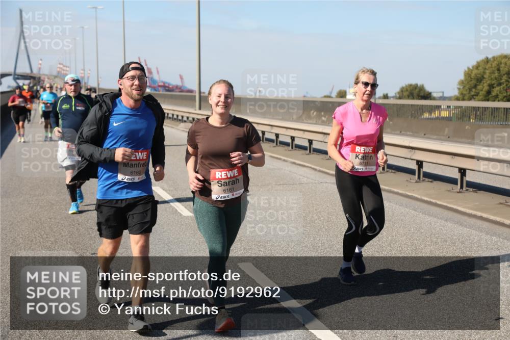 03.10.2025 - Köhlbrandbrückenlauf Yannick Fuchs http://msf.ph/oto/9192962 03.10.2025 12:15:22 Position 3 6160, 6161, 6711 meine-sportfotos.de