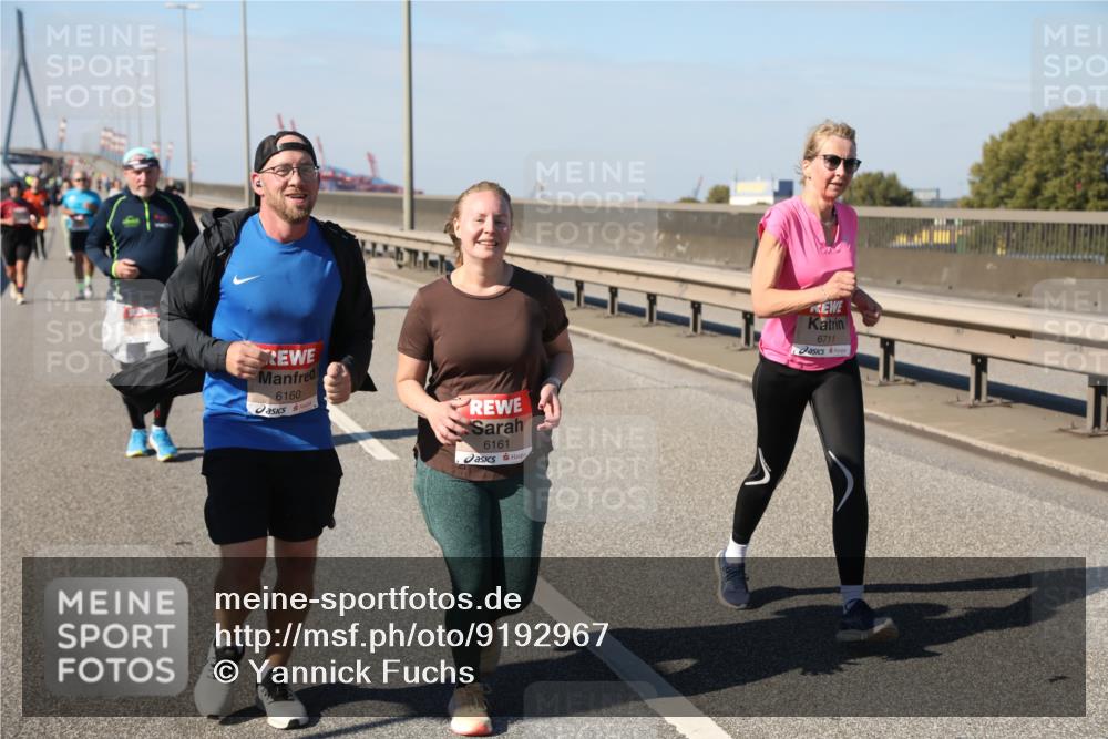 03.10.2025 - Köhlbrandbrückenlauf Yannick Fuchs http://msf.ph/oto/9192967 03.10.2025 12:15:22 Position 3 6160, 6161, 6711 meine-sportfotos.de