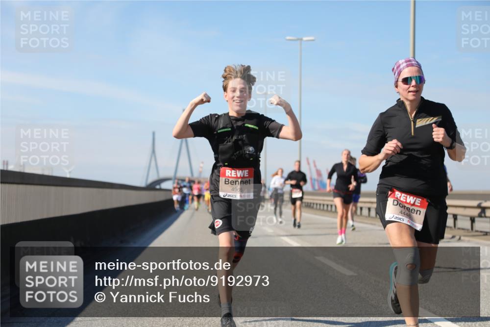 03.10.2025 - Köhlbrandbrückenlauf Yannick Fuchs http://msf.ph/oto/9192973 03.10.2025 11:54:36 Position 3 4965, 4446 meine-sportfotos.de