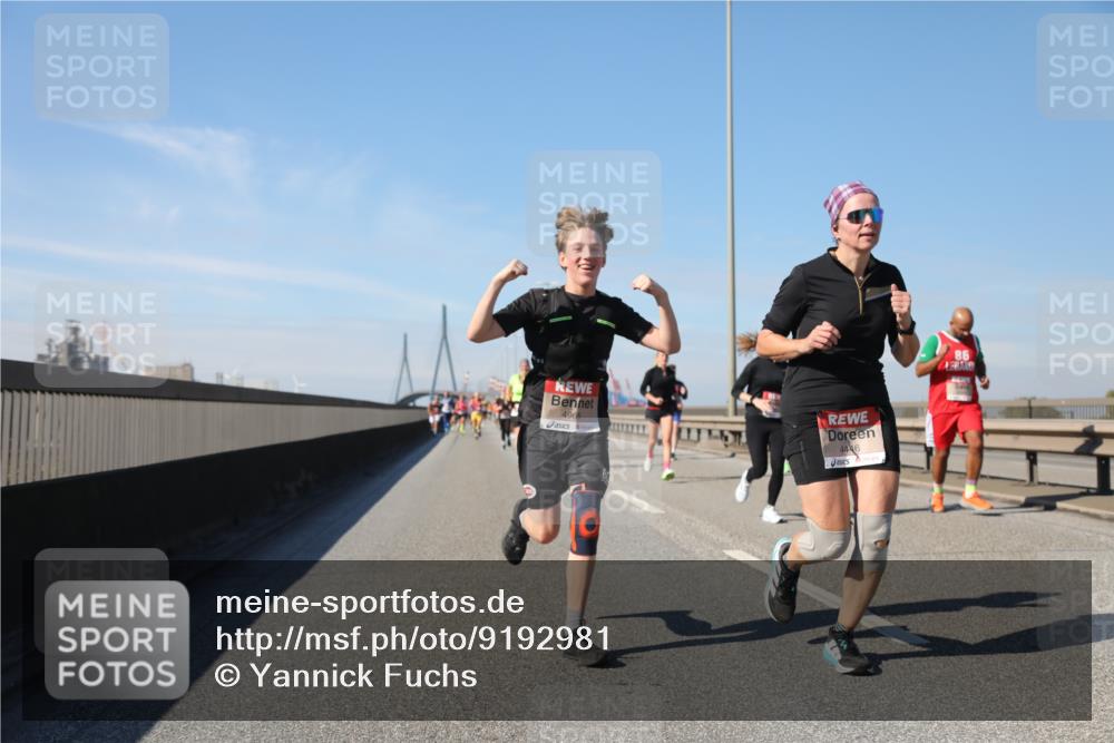 03.10.2025 - Köhlbrandbrückenlauf Yannick Fuchs http://msf.ph/oto/9192981 03.10.2025 11:54:36 Position 3 4965, 4446, 86 meine-sportfotos.de