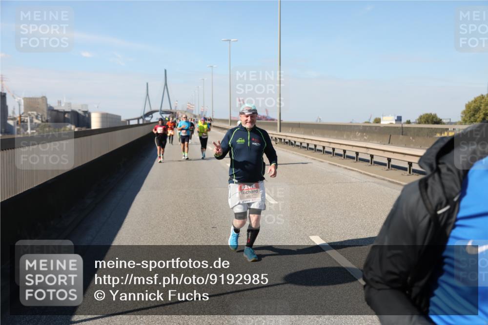 03.10.2025 - Köhlbrandbrückenlauf Yannick Fuchs http://msf.ph/oto/9192985 03.10.2025 12:15:24 Position 3 5991 meine-sportfotos.de