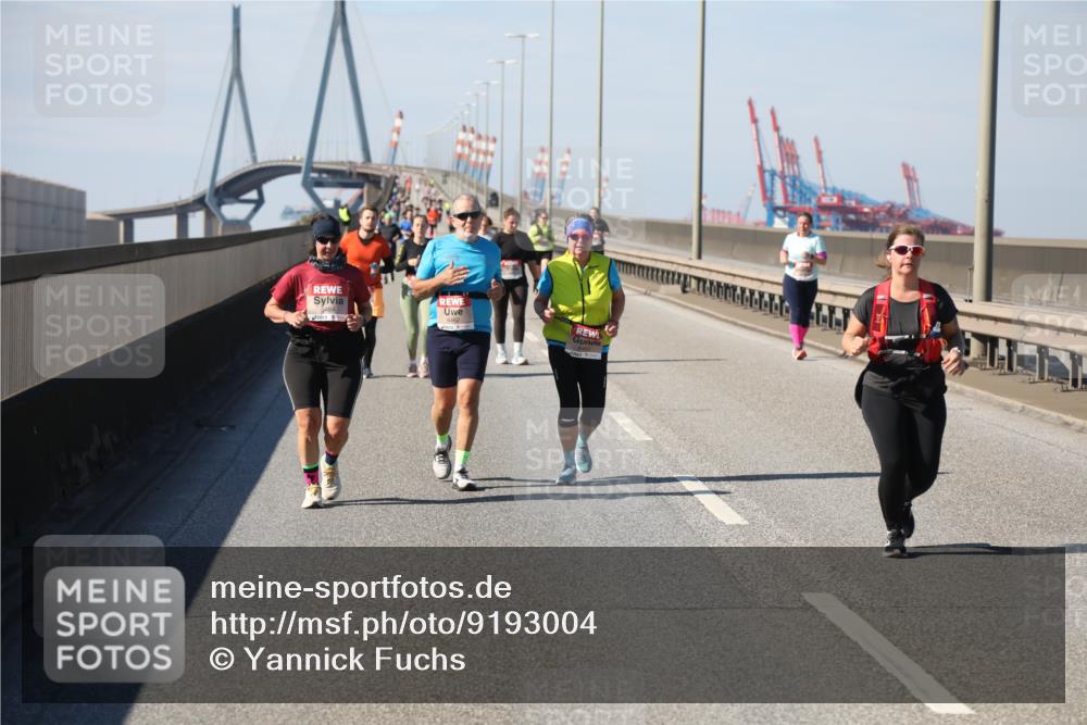 03.10.2025 - Köhlbrandbrückenlauf Yannick Fuchs http://msf.ph/oto/9193004 03.10.2025 12:15:26 Position 3  meine-sportfotos.de