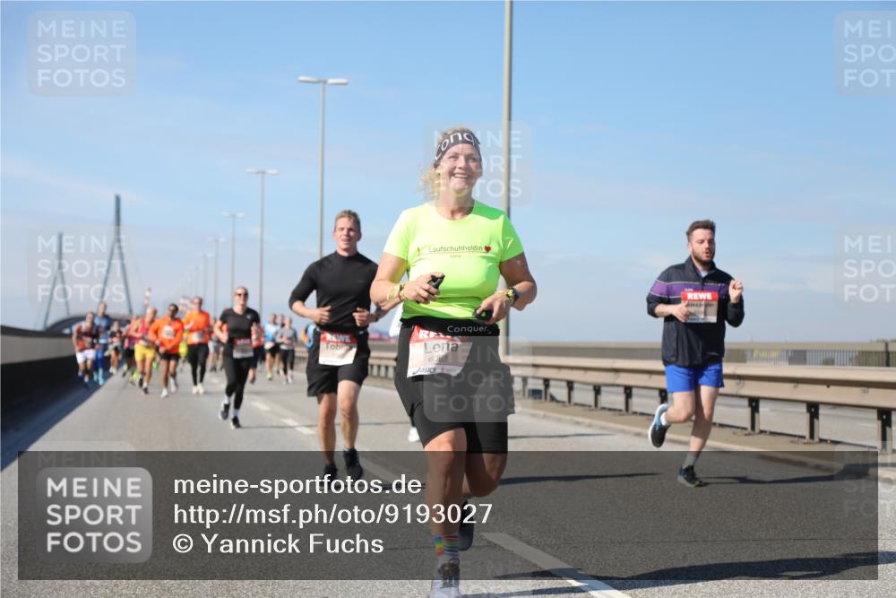 03.10.2025 - Köhlbrandbrückenlauf Yannick Fuchs http://msf.ph/oto/9193027 03.10.2025 11:54:40 Position 3 6363 meine-sportfotos.de