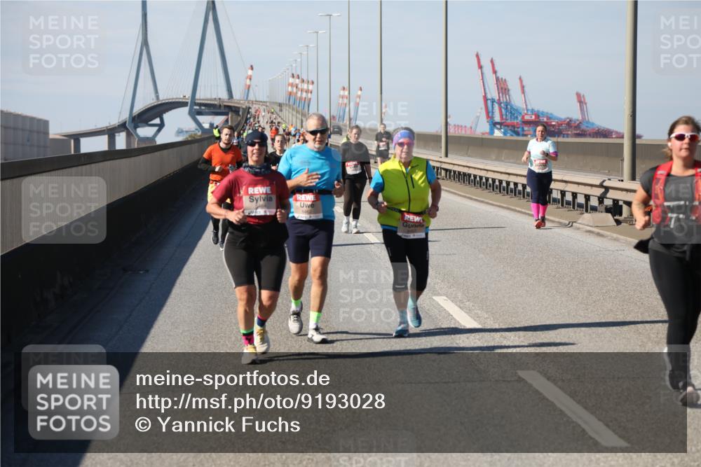 03.10.2025 - Köhlbrandbrückenlauf Yannick Fuchs http://msf.ph/oto/9193028 03.10.2025 12:15:27 Position 3  meine-sportfotos.de