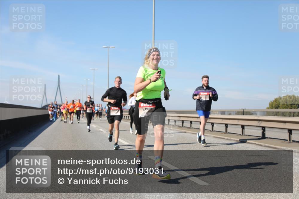 03.10.2025 - Köhlbrandbrückenlauf Yannick Fuchs http://msf.ph/oto/9193031 03.10.2025 11:54:40 Position 3 63 meine-sportfotos.de