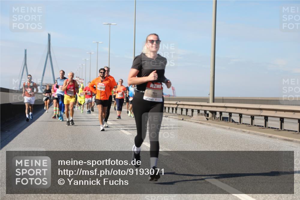 03.10.2025 - Köhlbrandbrückenlauf Yannick Fuchs http://msf.ph/oto/9193071 03.10.2025 11:54:44 Position 3  meine-sportfotos.de