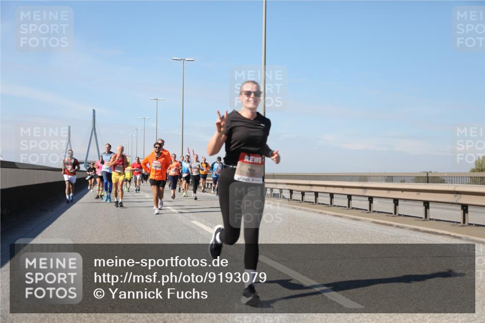 03.10.2025 - Köhlbrandbrückenlauf Yannick Fuchs http://msf.ph/oto/9193079 03.10.2025 11:54:44 Position 3  meine-sportfotos.de