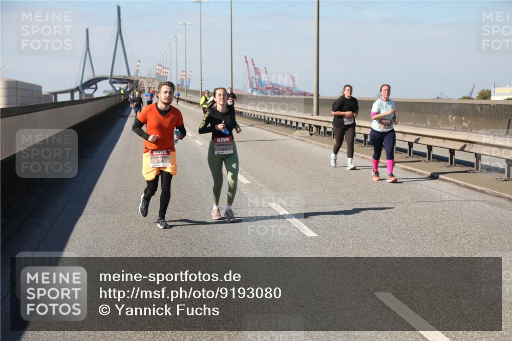 03.10.2025 - Köhlbrandbrückenlauf Yannick Fuchs http://msf.ph/oto/9193080 03.10.2025 12:15:35 Position 3  meine-sportfotos.de