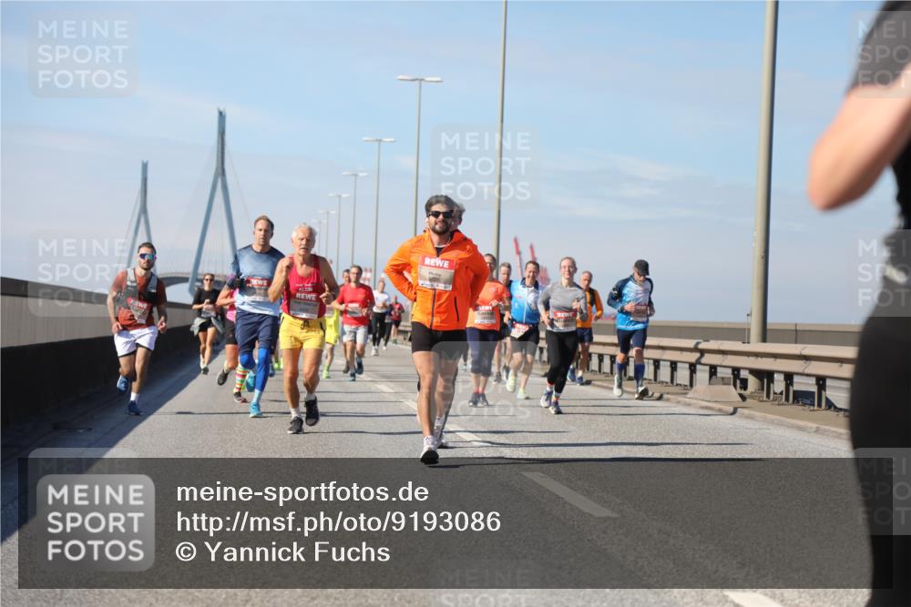 03.10.2025 - Köhlbrandbrückenlauf Yannick Fuchs http://msf.ph/oto/9193086 03.10.2025 11:54:45 Position 3  meine-sportfotos.de
