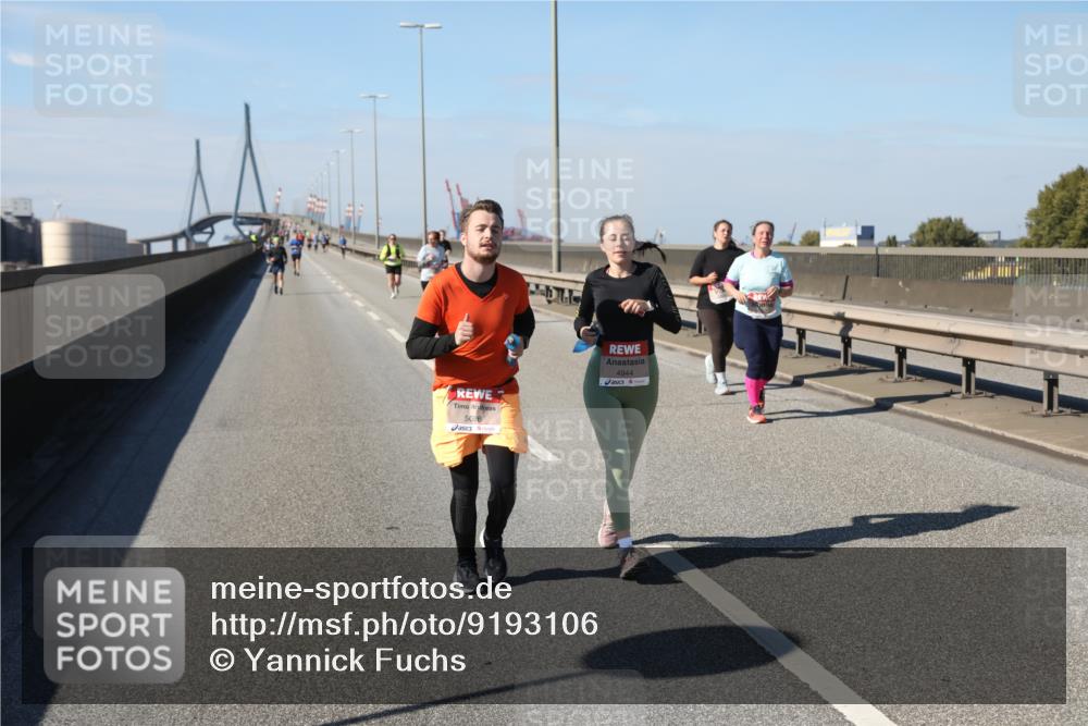 03.10.2025 - Köhlbrandbrückenlauf Yannick Fuchs http://msf.ph/oto/9193106 03.10.2025 12:15:37 Position 3 5086, 4944 meine-sportfotos.de