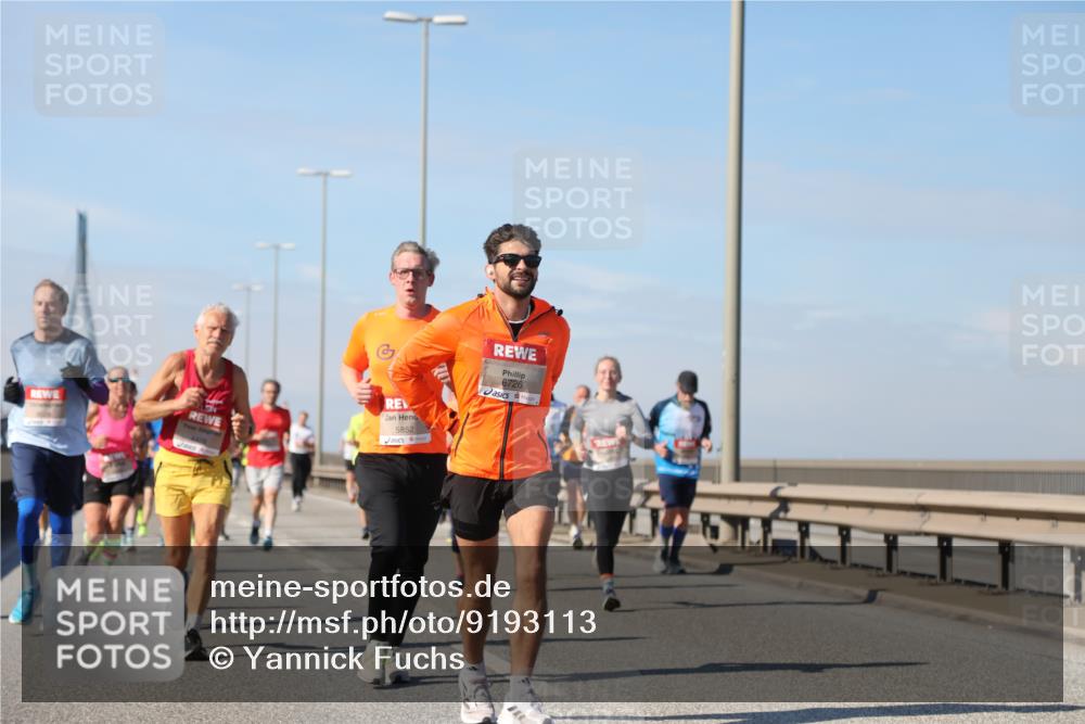 03.10.2025 - Köhlbrandbrückenlauf Yannick Fuchs http://msf.ph/oto/9193113 03.10.2025 11:54:47 Position 3 5852, 6726 meine-sportfotos.de