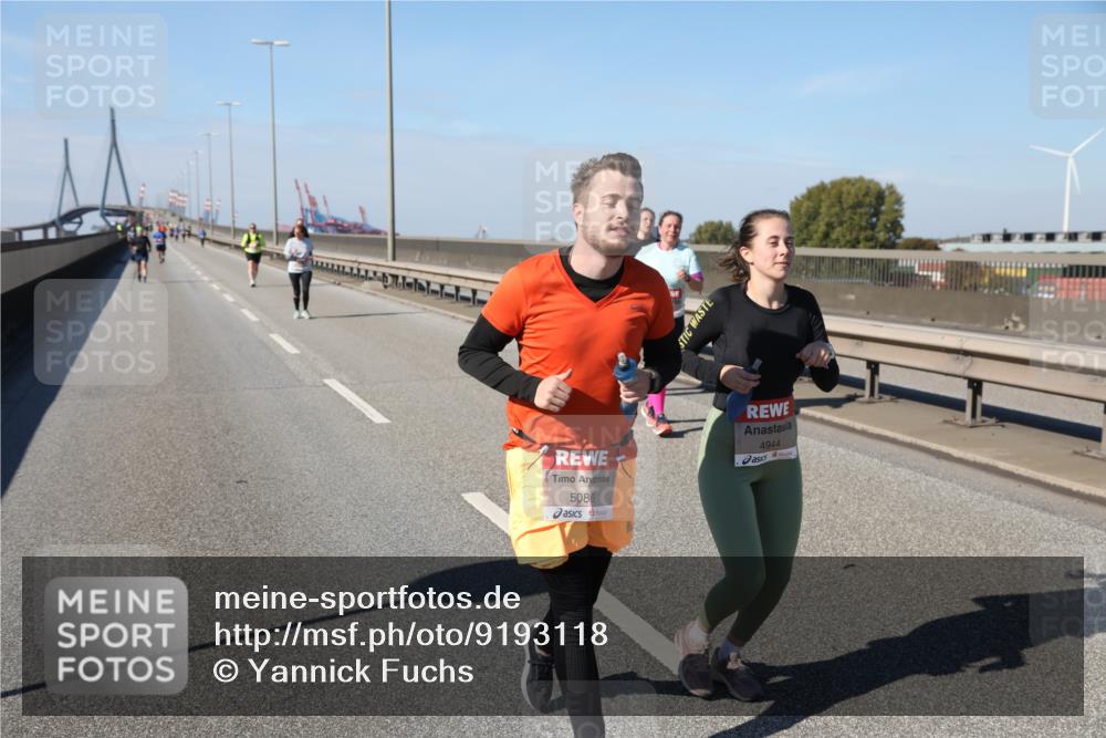 03.10.2025 - Köhlbrandbrückenlauf Yannick Fuchs http://msf.ph/oto/9193118 03.10.2025 12:15:38 Position 3 5086, 4944 meine-sportfotos.de