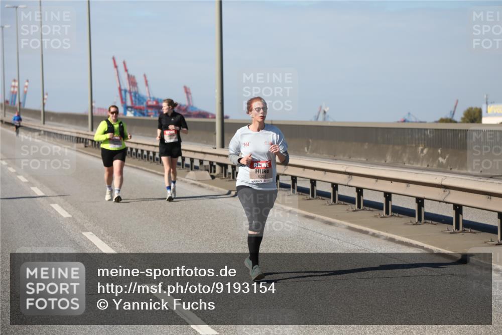 03.10.2025 - Köhlbrandbrückenlauf Yannick Fuchs http://msf.ph/oto/9193154 03.10.2025 12:15:42 Position 3 361, 5228 meine-sportfotos.de