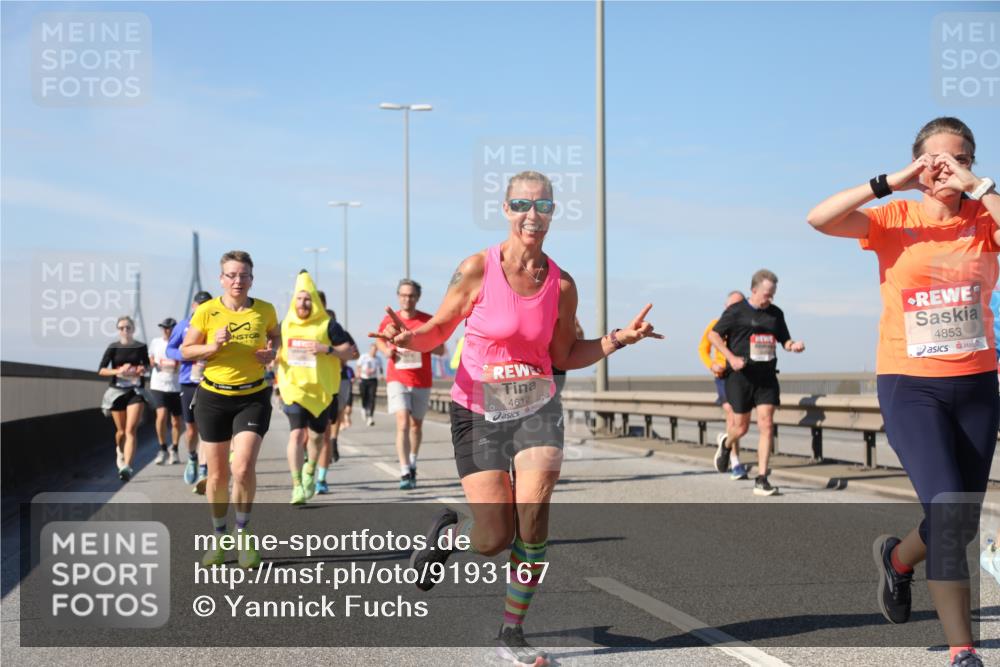 03.10.2025 - Köhlbrandbrückenlauf Yannick Fuchs http://msf.ph/oto/9193167 03.10.2025 11:54:51 Position 3 4612, 4853 meine-sportfotos.de