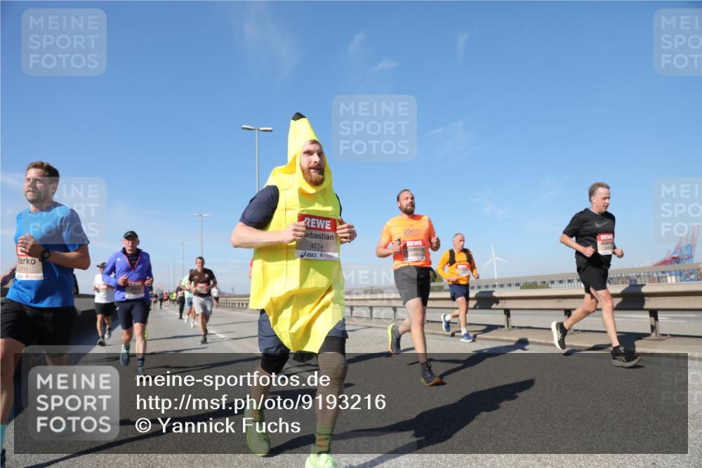 03.10.2025 - Köhlbrandbrückenlauf Yannick Fuchs http://msf.ph/oto/9193216 03.10.2025 11:54:54 Position 3 4711, 4774 meine-sportfotos.de