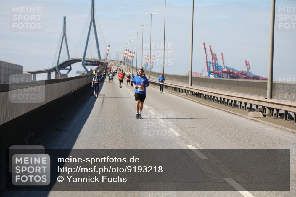 03.10.2025 - Köhlbrandbrückenlauf Yannick Fuchs http://msf.ph/oto/9193218 03.10.2025 12:15:52 Position 3  meine-sportfotos.de