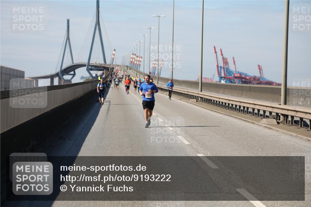 03.10.2025 - Köhlbrandbrückenlauf Yannick Fuchs http://msf.ph/oto/9193222 03.10.2025 12:15:52 Position 3  meine-sportfotos.de