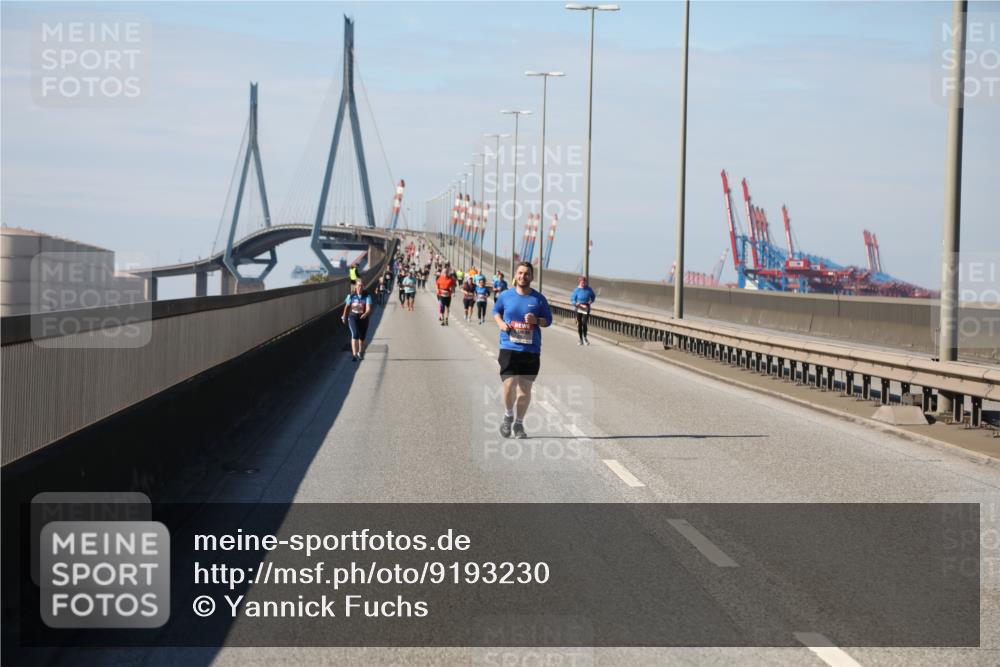 03.10.2025 - Köhlbrandbrückenlauf Yannick Fuchs http://msf.ph/oto/9193230 03.10.2025 12:15:53 Position 3  meine-sportfotos.de