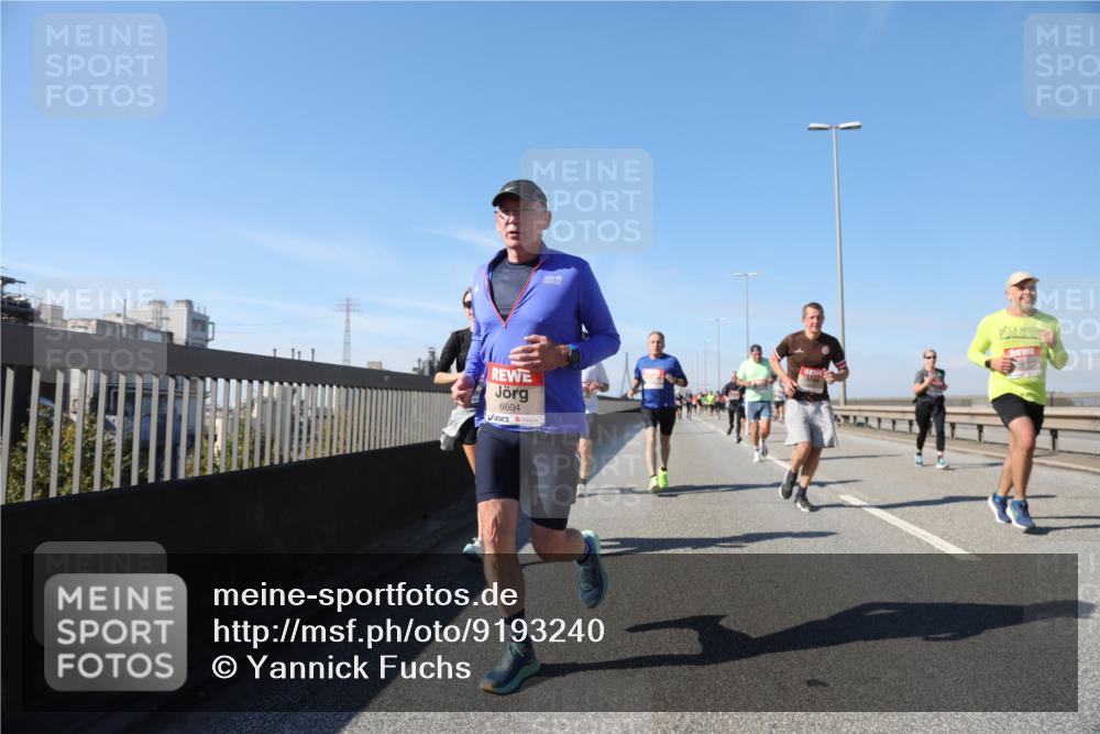 03.10.2025 - Köhlbrandbrückenlauf Yannick Fuchs http://msf.ph/oto/9193240 03.10.2025 11:54:55 Position 3 6604 meine-sportfotos.de