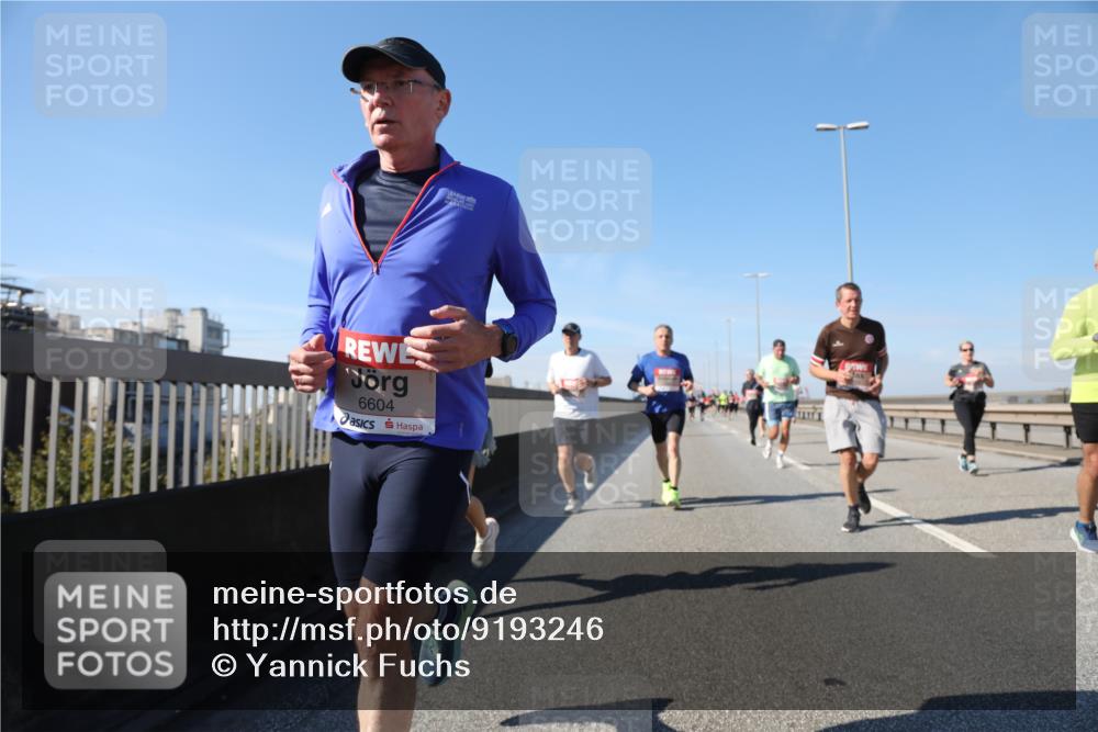 03.10.2025 - Köhlbrandbrückenlauf Yannick Fuchs http://msf.ph/oto/9193246 03.10.2025 11:54:56 Position 3 6604 meine-sportfotos.de