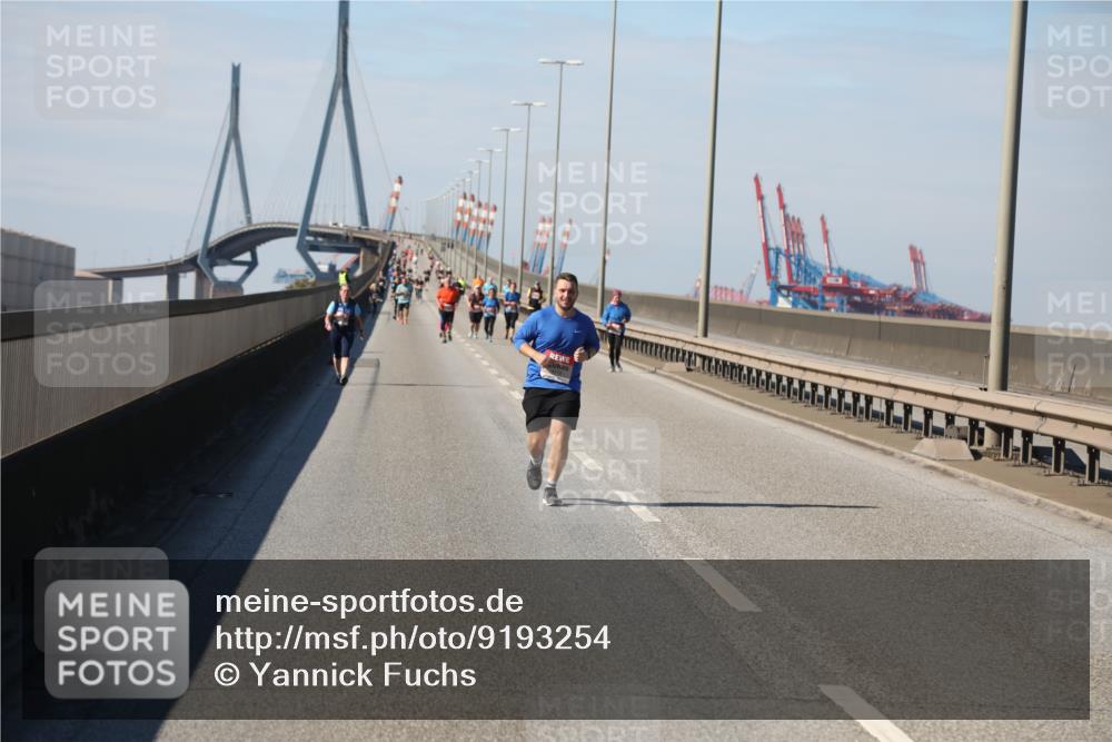 03.10.2025 - Köhlbrandbrückenlauf Yannick Fuchs http://msf.ph/oto/9193254 03.10.2025 12:15:55 Position 3  meine-sportfotos.de