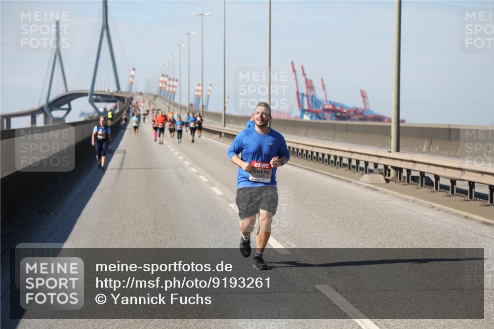 03.10.2025 - Köhlbrandbrückenlauf Yannick Fuchs http://msf.ph/oto/9193261 03.10.2025 12:15:59 Position 3 4778 meine-sportfotos.de