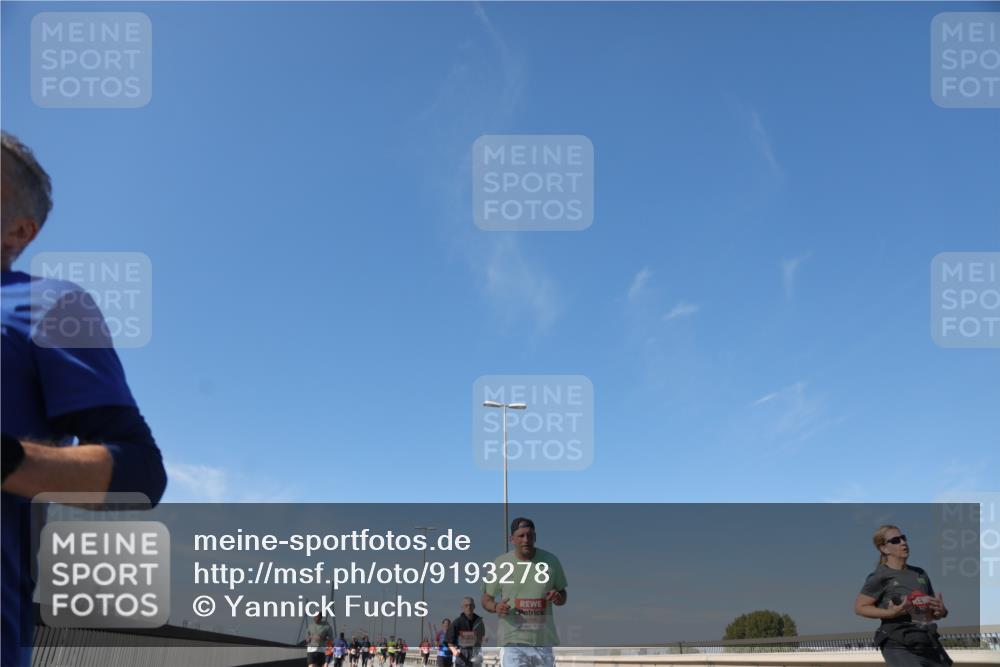 03.10.2025 - Köhlbrandbrückenlauf Yannick Fuchs http://msf.ph/oto/9193278 03.10.2025 11:54:57 Position 3  meine-sportfotos.de