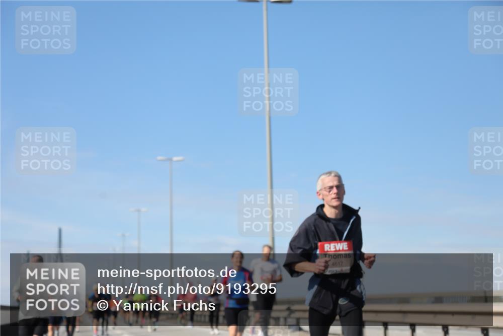 03.10.2025 - Köhlbrandbrückenlauf Yannick Fuchs http://msf.ph/oto/9193295 03.10.2025 11:54:59 Position 3 4617 meine-sportfotos.de