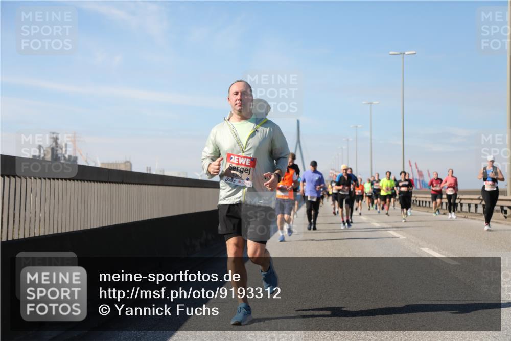 03.10.2025 - Köhlbrandbrückenlauf Yannick Fuchs http://msf.ph/oto/9193312 03.10.2025 11:55:01 Position 3 4383 meine-sportfotos.de