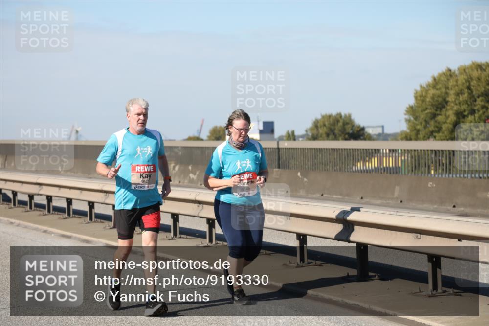 03.10.2025 - Köhlbrandbrückenlauf Yannick Fuchs http://msf.ph/oto/9193330 03.10.2025 12:16:50 Position 3 6542, 6546 meine-sportfotos.de