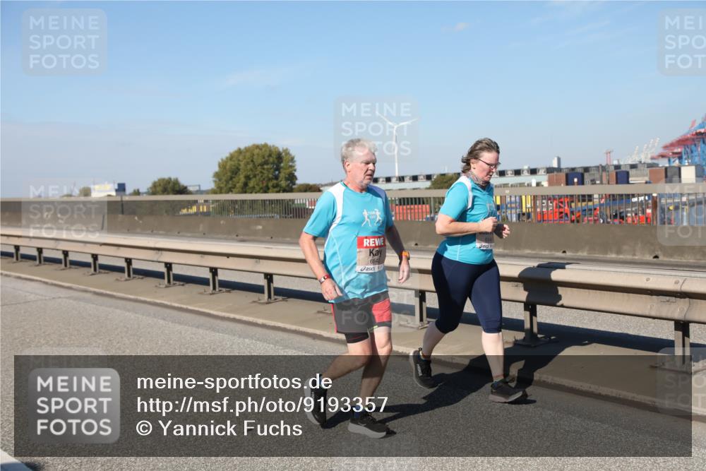 03.10.2025 - Köhlbrandbrückenlauf Yannick Fuchs http://msf.ph/oto/9193357 03.10.2025 12:16:54 Position 3 6542 meine-sportfotos.de