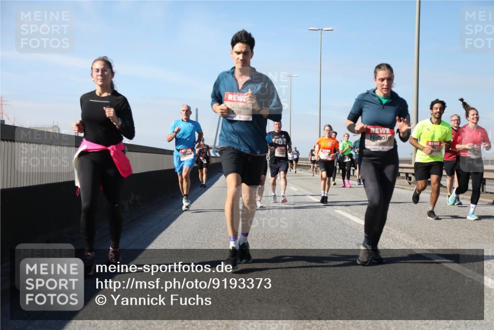 03.10.2025 - Köhlbrandbrückenlauf Yannick Fuchs http://msf.ph/oto/9193373 03.10.2025 11:55:07 Position 3 788, 5186 meine-sportfotos.de
