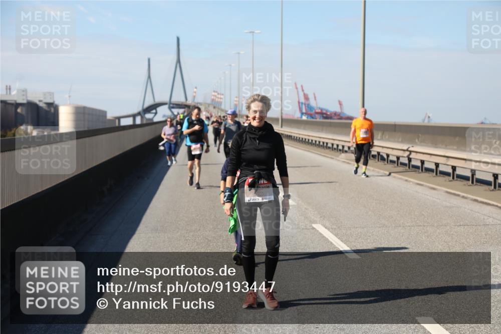 03.10.2025 - Köhlbrandbrückenlauf Yannick Fuchs http://msf.ph/oto/9193447 03.10.2025 12:17:07 Position 3 5905 meine-sportfotos.de