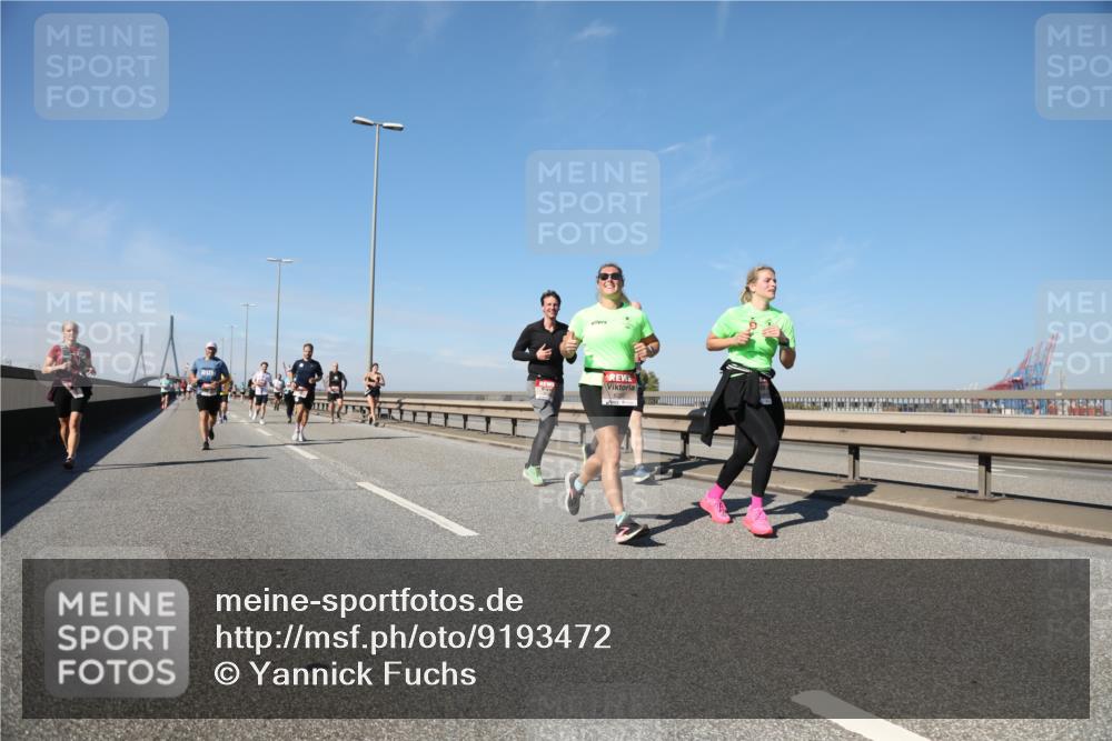 03.10.2025 - Köhlbrandbrückenlauf Yannick Fuchs http://msf.ph/oto/9193472 03.10.2025 11:55:14 Position 3  meine-sportfotos.de