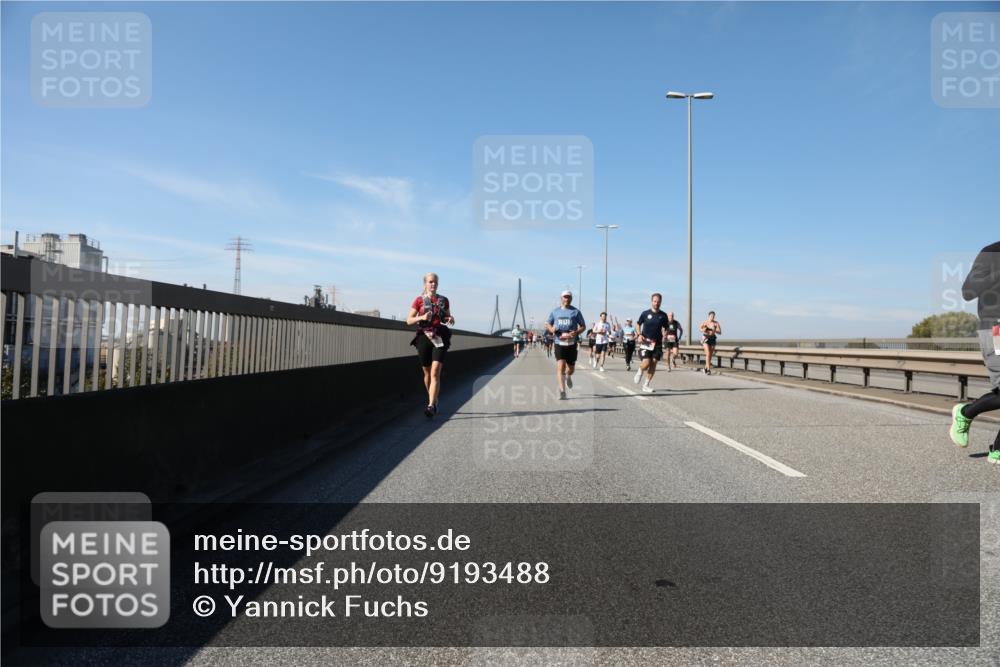 03.10.2025 - Köhlbrandbrückenlauf Yannick Fuchs http://msf.ph/oto/9193488 03.10.2025 11:55:15 Position 3  meine-sportfotos.de
