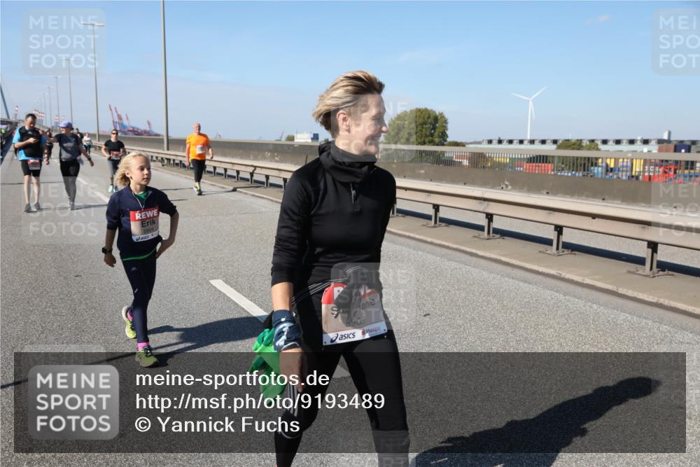 03.10.2025 - Köhlbrandbrückenlauf Yannick Fuchs http://msf.ph/oto/9193489 03.10.2025 12:17:10 Position 3 5904, 905 meine-sportfotos.de